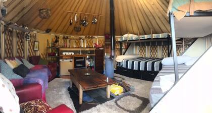 Geheimes floW Mountain Resort - Off-Grid-Öko-Jurte