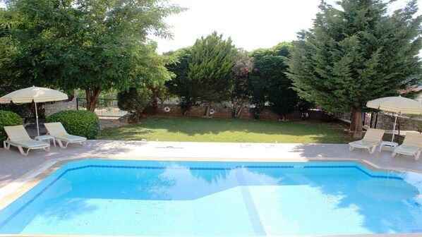 Piscina all'aperto