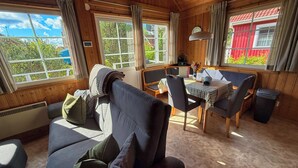 Unclassified image, 4 of 47, button - Holiday house with 3 bedrooms directly on the Useriner See with bathing beach, fireplace (Userin)