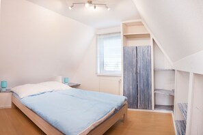 3 chambres, lit parapluie, Wi-Fi gratuit, draps fournis