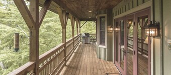 JULY 4th AVAILABLE, 6/27-7/11. Scenic Lake & Mountain Views in Trillium.