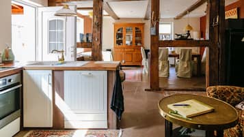 Kühlschrank, Ofen, Herdplatte, Geschirrspüler