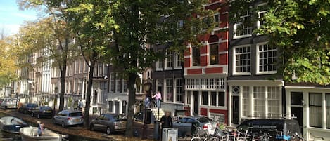 Estacionamiento en la propiedad