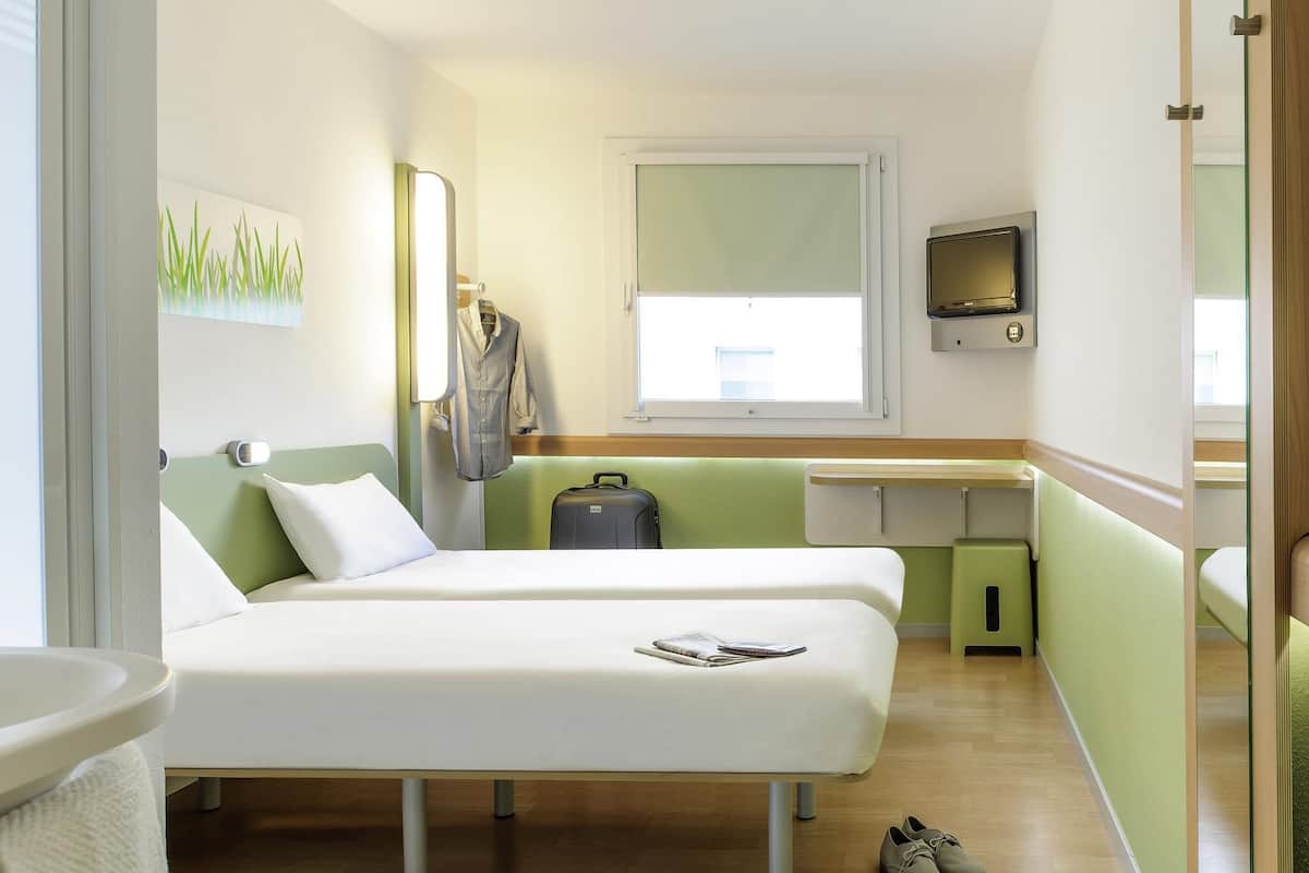 Standard Room, 2 Single Beds