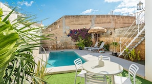 Piscina a l'aire lliure