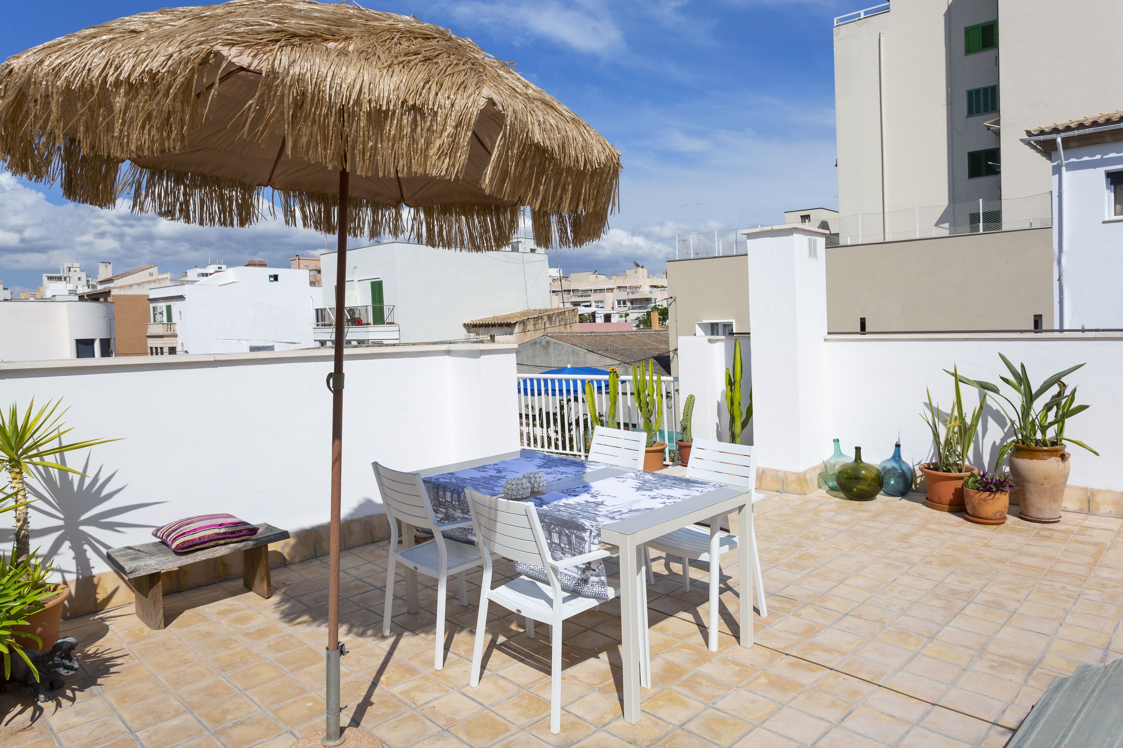 屋外ダイニングエリア