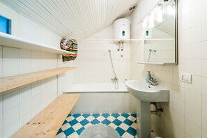 Panoramic Penthouse, Vineyard View | Bathroom - Villa Alba (Alba)