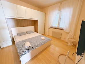 3 Schlafzimmer, Bügeleisen/Bügelbrett, kostenloses WLAN, Bettwäsche
