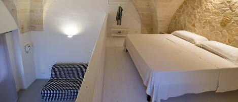 1 غرفة نوم ومكواة/لوح كي وواي فاي وملاءات أسرّة