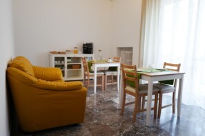 Dining - Large apartment in the center of Lecce (Lecce)