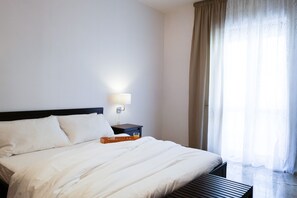 3 bedrooms, iron/ironing board, WiFi, bed sheets - Large apartment in the center of Lecce (Lecce)
