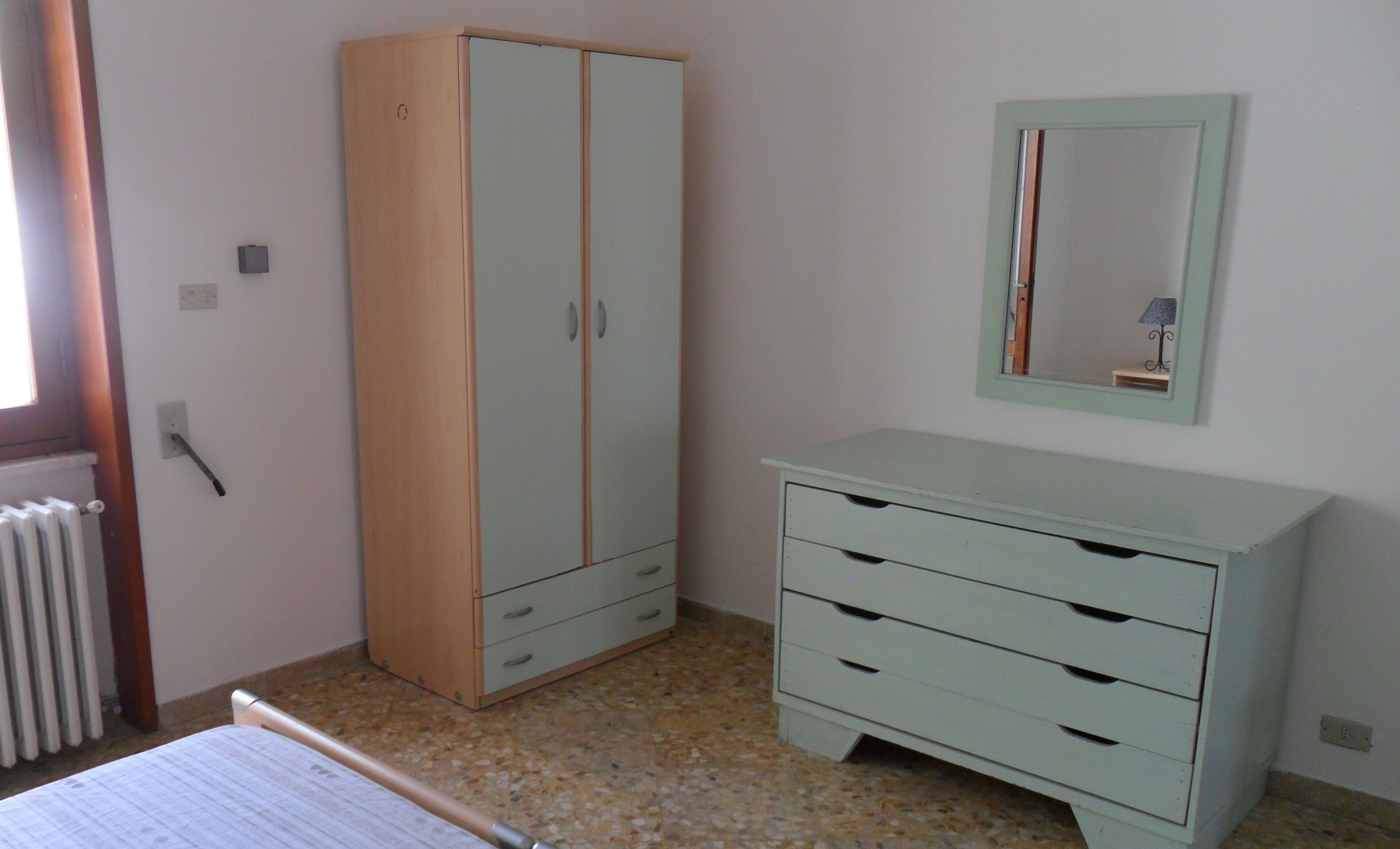 1 camera, ferro/asse da stiro, Wi-Fi, lenzuola