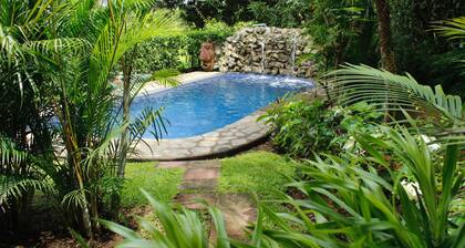 Tidy Clean appartement entiÚrement équipé avec piscine trÚs proche de Playa Hermosa, Jaco.