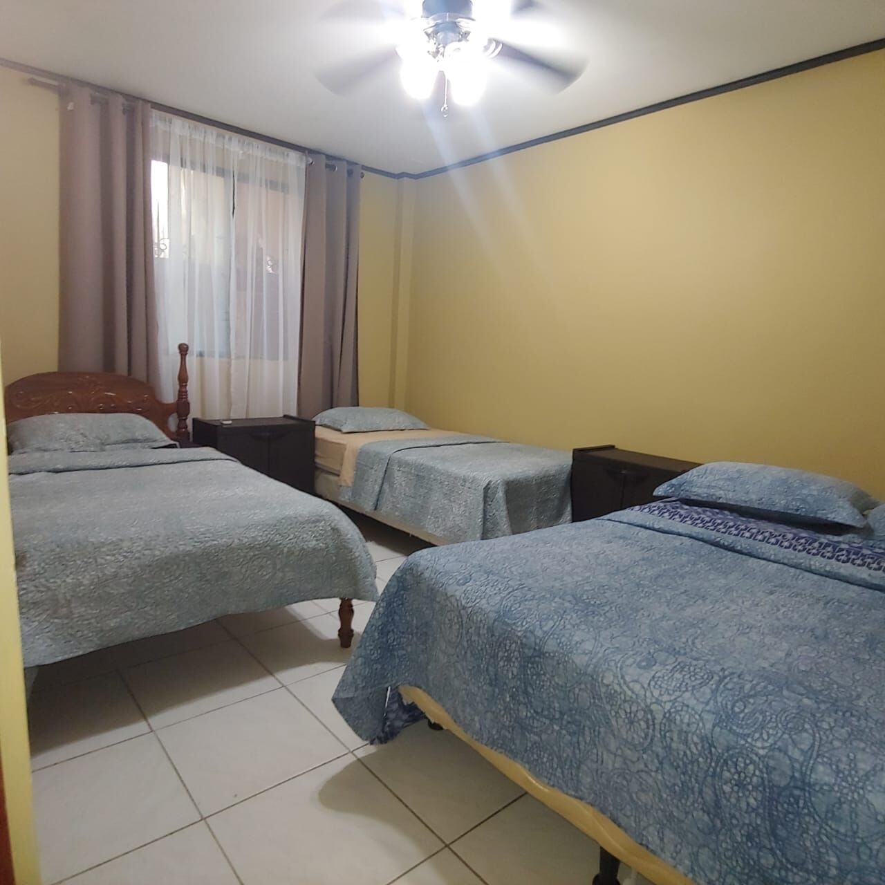 2 Schlafzimmer, Bügeleisen/Bügelbrett, kostenloses WLAN, Bettwäsche