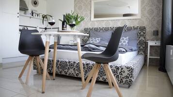 1 Schlafzimmer, Bügeleisen/Bügelbrett, kostenloses WLAN, Bettwäsche