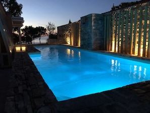 Outdoor pool - Villa Arcipelago with access to the beach (Cefalù)