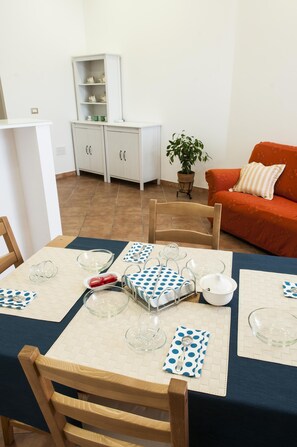 تناول الطعام