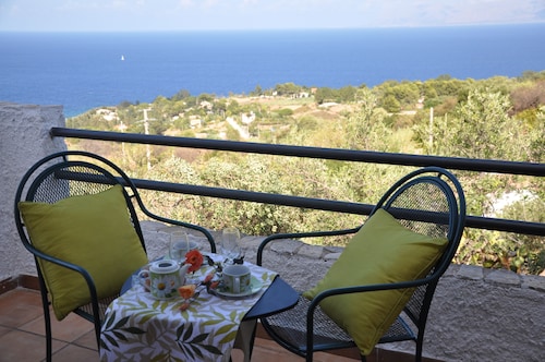 Villa Mediterranea - between Scopello and the Zingaro Reserve
