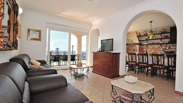 Televisión, videojuegos y reproductor de DVD