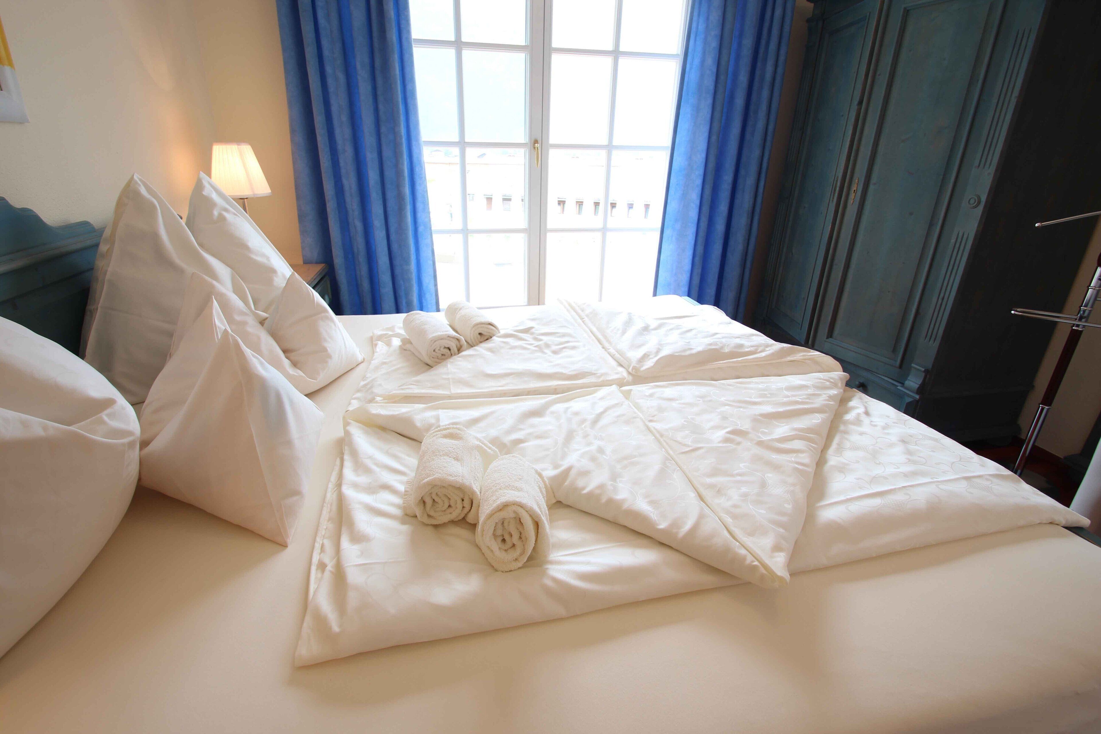 6 Schlafzimmer, Bügeleisen/Bügelbrett, WLAN, Bettwäsche