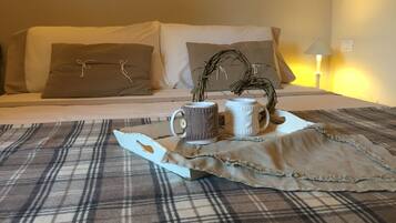 1 bedroom, internet, bed sheets