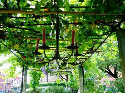 Historic residence with garden near Assisi