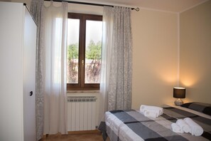 2 Schlafzimmer, Bügeleisen/Bügelbrett, Reisekinderbett, WLAN