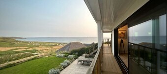 Ponderosa · Family Beach House - 400m from Newgale Beach.