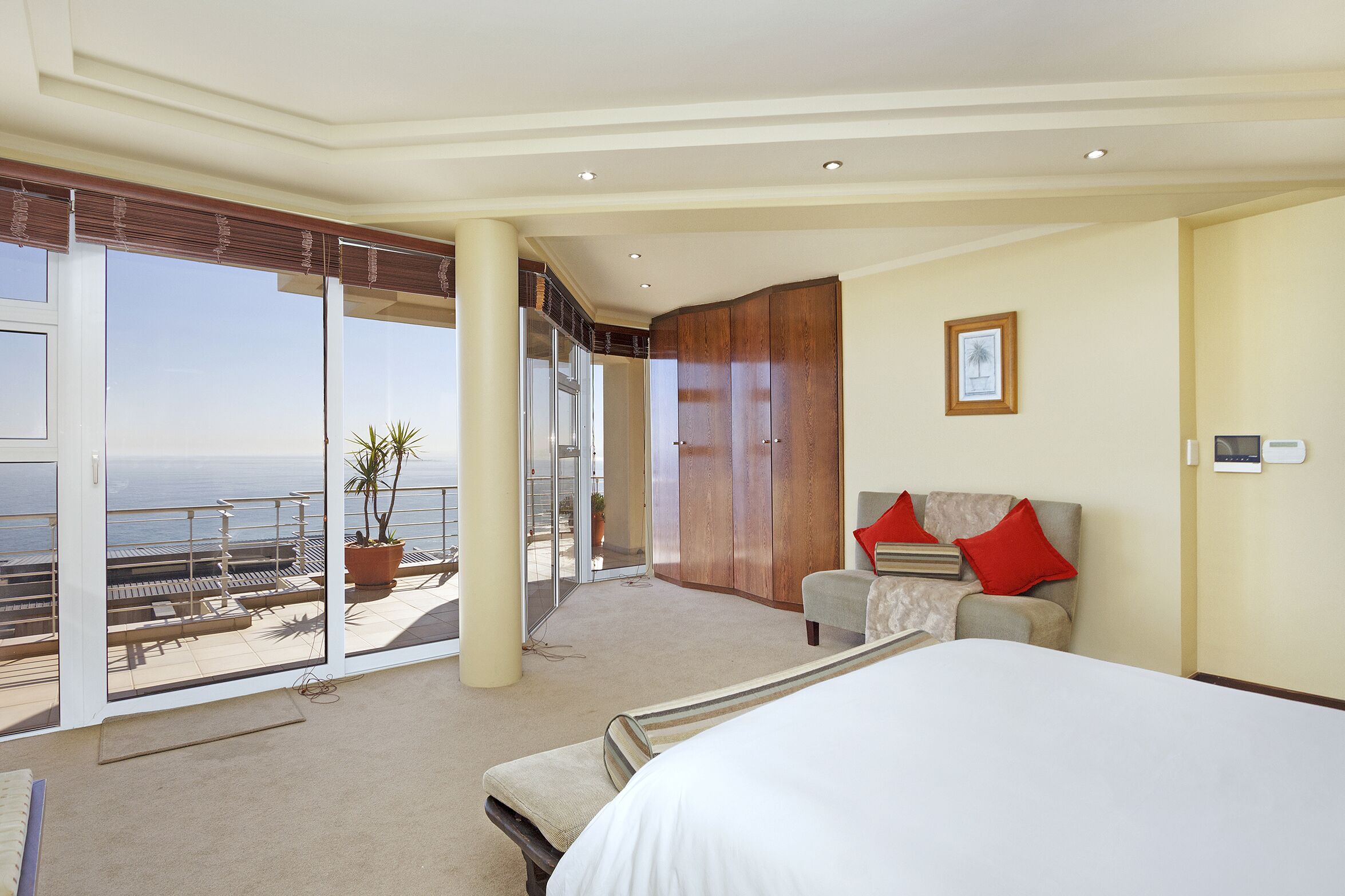 5 bedrooms, in-room safe, iron/ironing board, travel cot