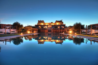 Seminar & Corporate • Private Estate • Hotel Services • Sleeps 38