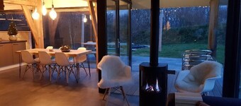Luxuriöse Villa für 8 Personen mit Sauna direkt am Strand in Ouddorp