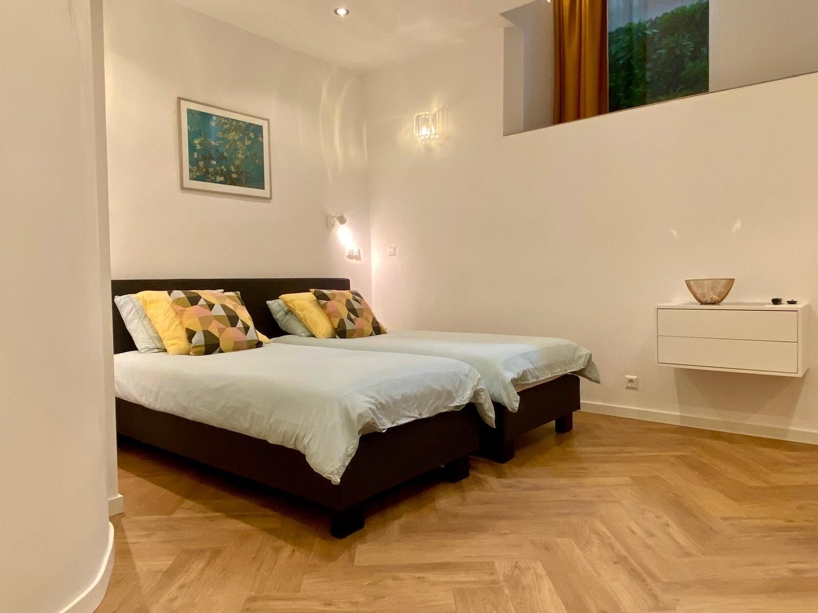 1 bedroom, desk, soundproofing, iron/ironing board