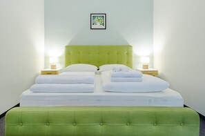 2 bedrooms, iron/ironing board, WiFi, bed sheets - Family & Kids, 2 bedrooms at Margaret bridge (Budapest)