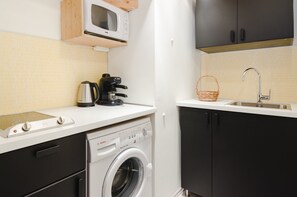 Interior - Family & Kids, 2 bedrooms at Margaret bridge (Budapest)