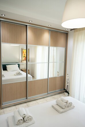 Luxury Villa, 3 Bedrooms - Keratea Luxury Villa - Athens Airport (Lavreotiki)