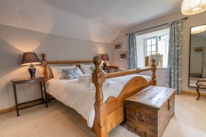 3 chambres, fer et planche à repasser, lit parapluie, Wi-Fi gratuit