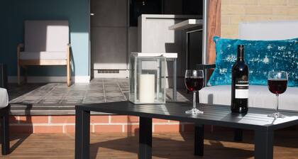 Meadow Cottage, 10 minutes drive to Cambridge centre.