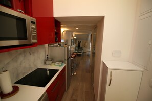 Fridge, microwave, coffee/tea maker, toaster