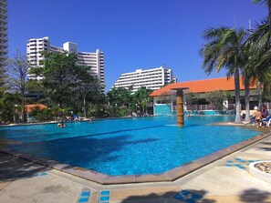 Pool - View Talay 5D, Jomtien Pattaya Beach R229 (Pattaya)