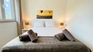 1 soverom, strykejern/-brett, reiseseng for barn og wi-fi (inkludert)