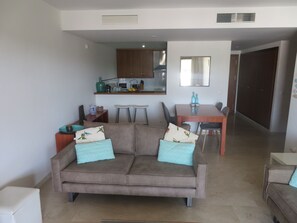 Smart TV, books, video library, stereo