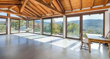 Secret inspiring getaway Magical Villa with a guest house in a unique spot