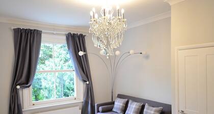 Lontoo, Kensington ja Chelsea 1 Bed Apartment (Olympia-messukeskus)