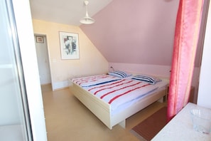 3 Schlafzimmer, Schreibtisch, kostenloses WLAN