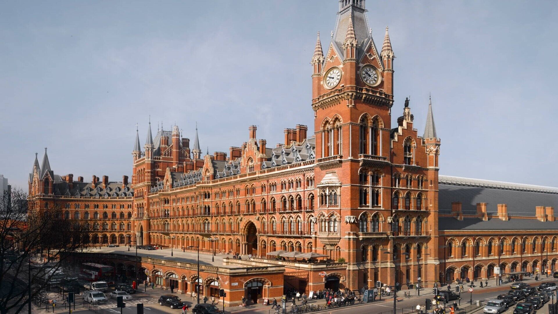 St Pancras International  - Eurostar to Paris/Brussels: 8 min by Tube (one stop)