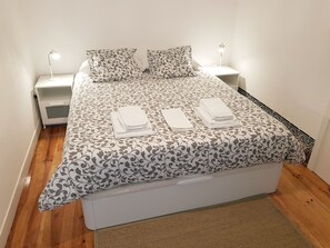 2 Schlafzimmer, Bügeleisen/Bügelbrett, Reisekinderbett, kostenloses WLAN