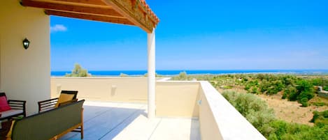 Family Villa, 4 Bedrooms, Private Pool | Terrace/patio