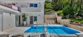 Villa Prestige in Bast