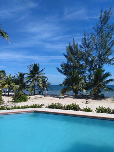  Beachfront Private Pool Home  -  A "Gold Standard Facility"