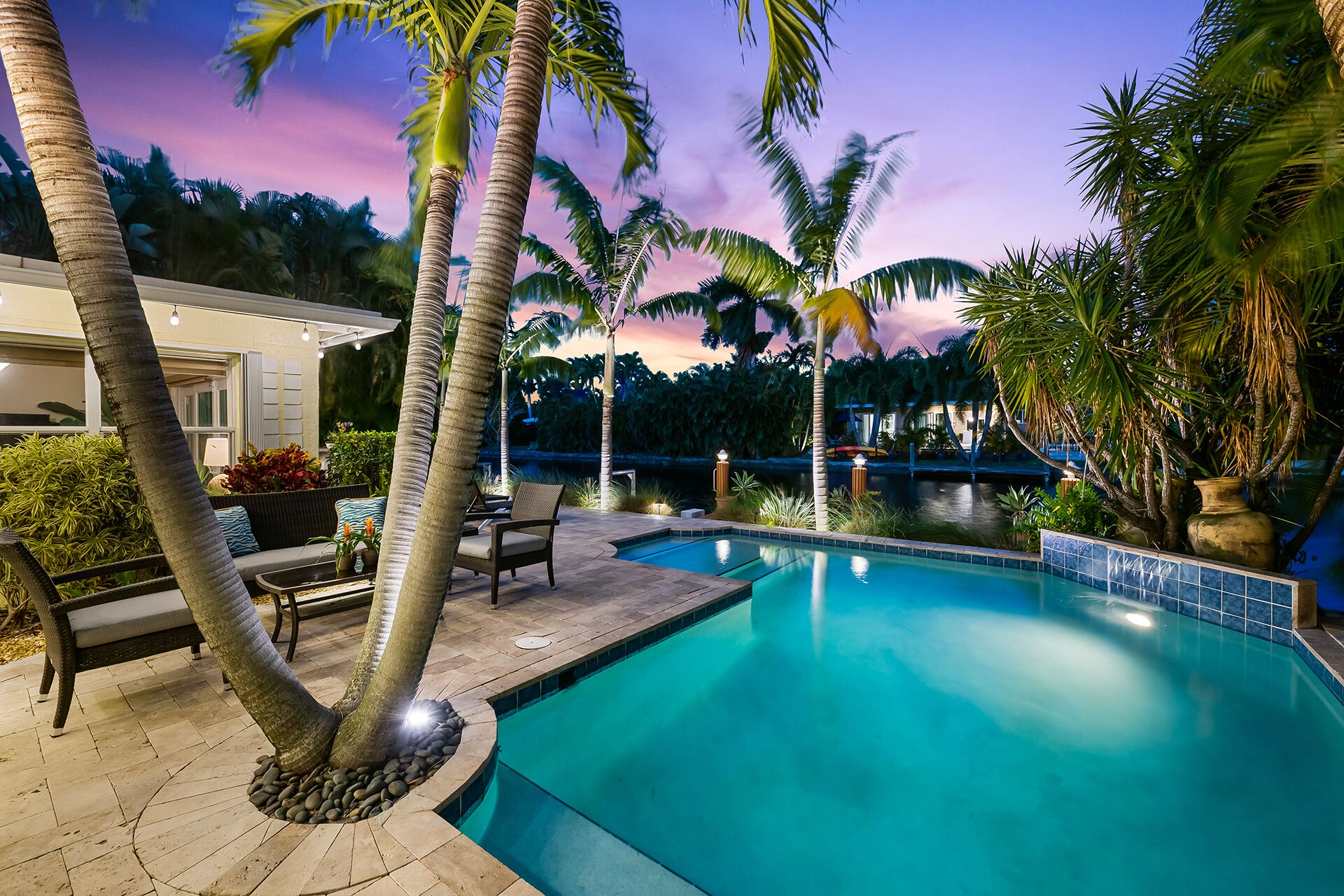 Et oppvarmet basseng